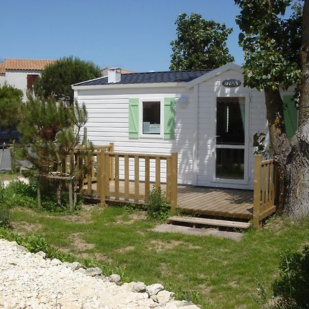 Camping Barataud Saint-Denis-dʼOléron Екстериор снимка