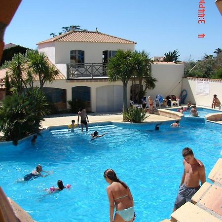 Camping Barataud Saint-Denis-dʼOléron Екстериор снимка