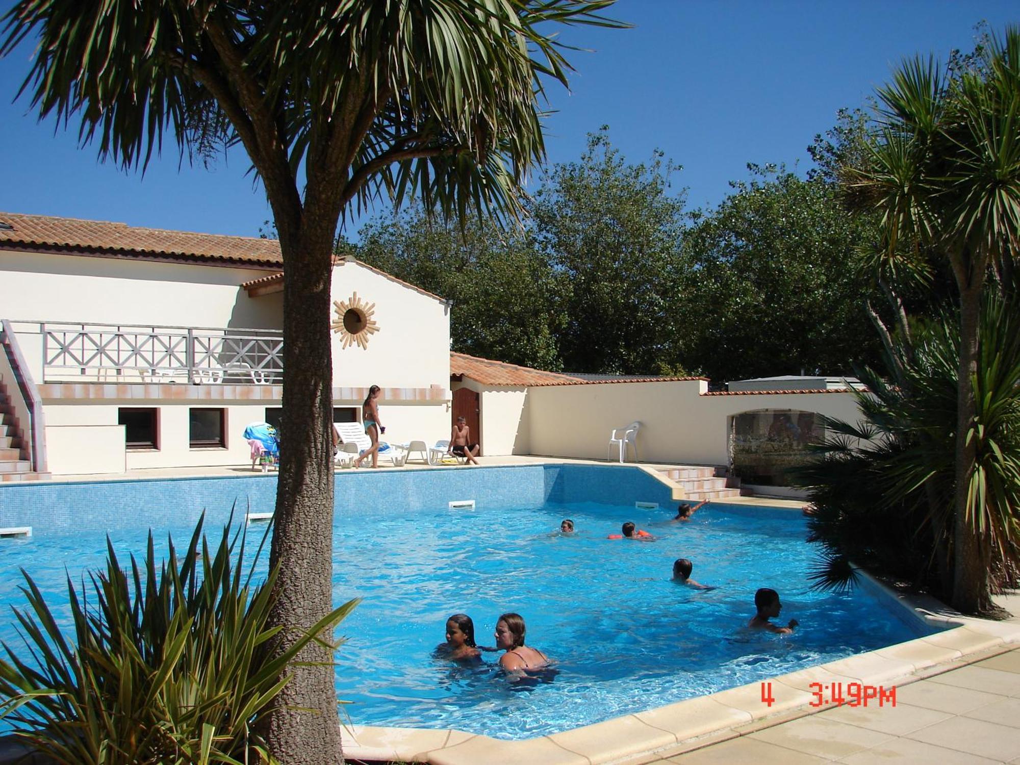 Camping Barataud Saint-Denis-dʼOléron Екстериор снимка