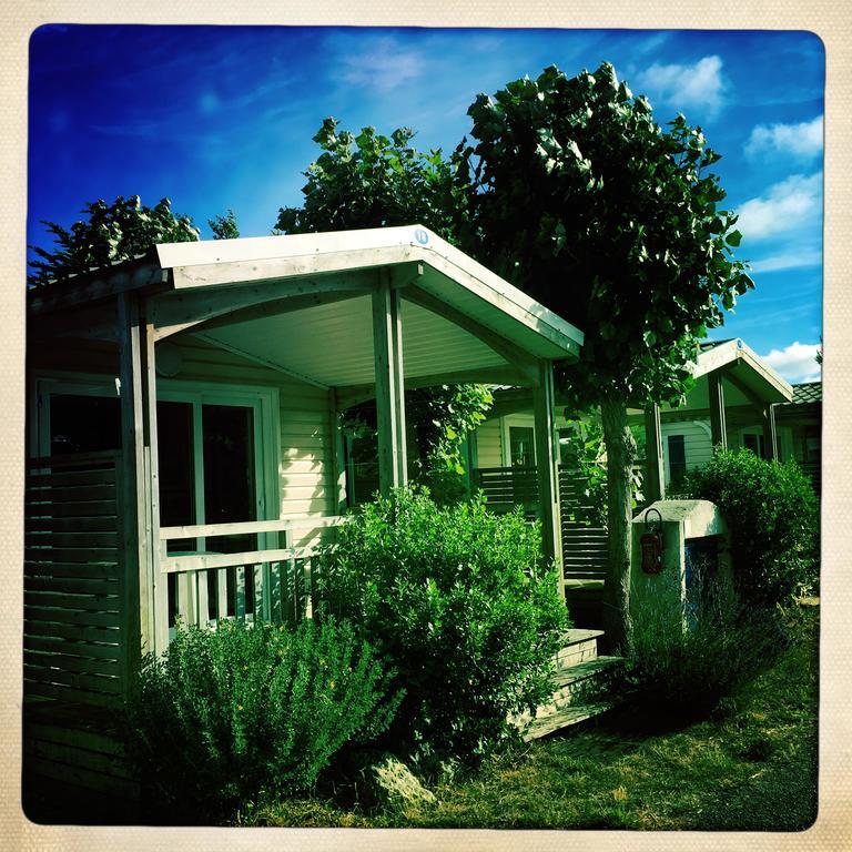 Camping Barataud Saint-Denis-dʼOléron Екстериор снимка