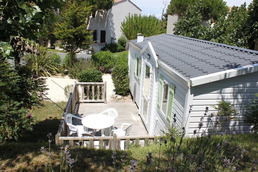Camping Barataud Saint-Denis-dʼOléron Екстериор снимка