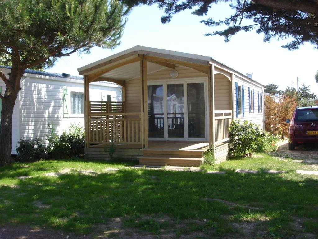 Camping Barataud Saint-Denis-dʼOléron Екстериор снимка