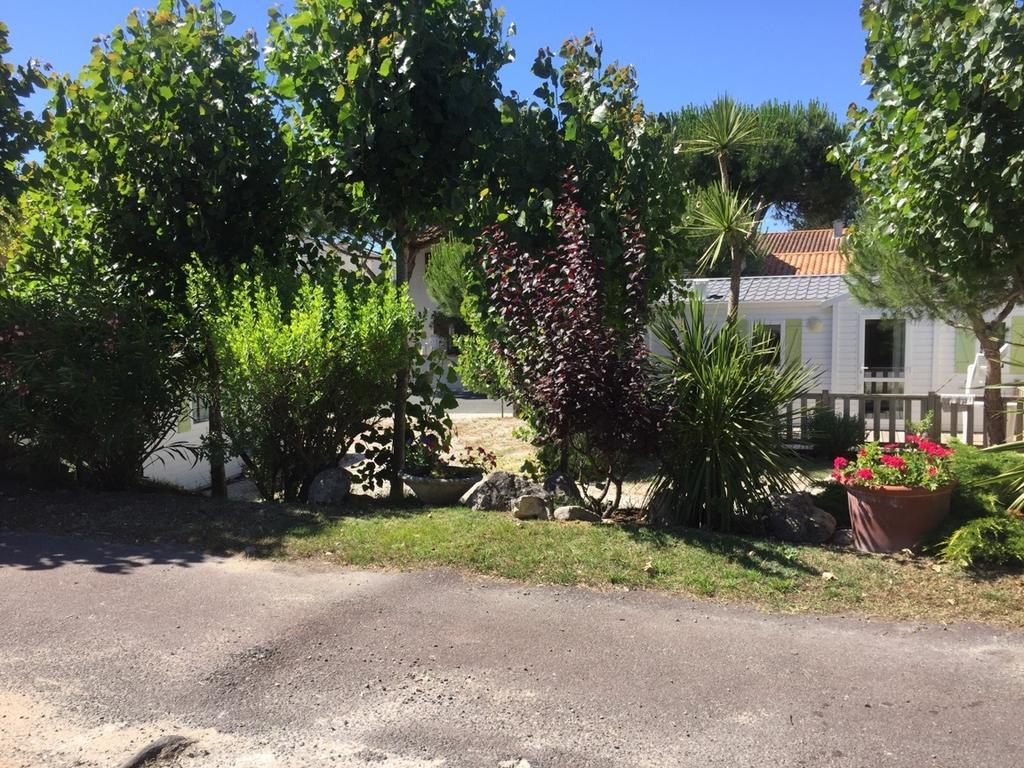 Camping Barataud Saint-Denis-dʼOléron Екстериор снимка