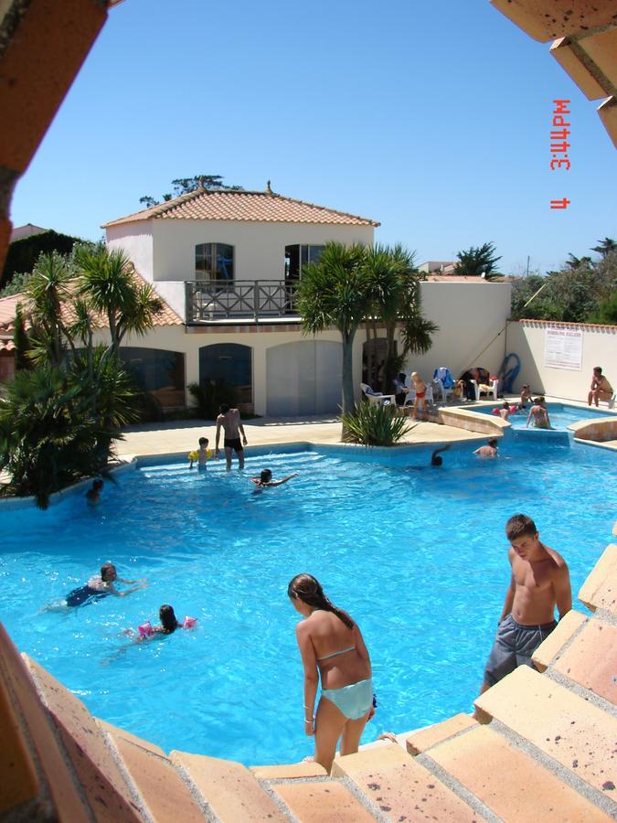 Camping Barataud Saint-Denis-dʼOléron Екстериор снимка
